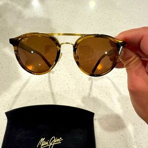 Maui Jim women’s sunglasses worn twice